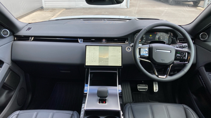 Land Rover Range Rover Evoque 1.5 P270e Hoxton Edition 5dr Auto Hatchback - Image 9
